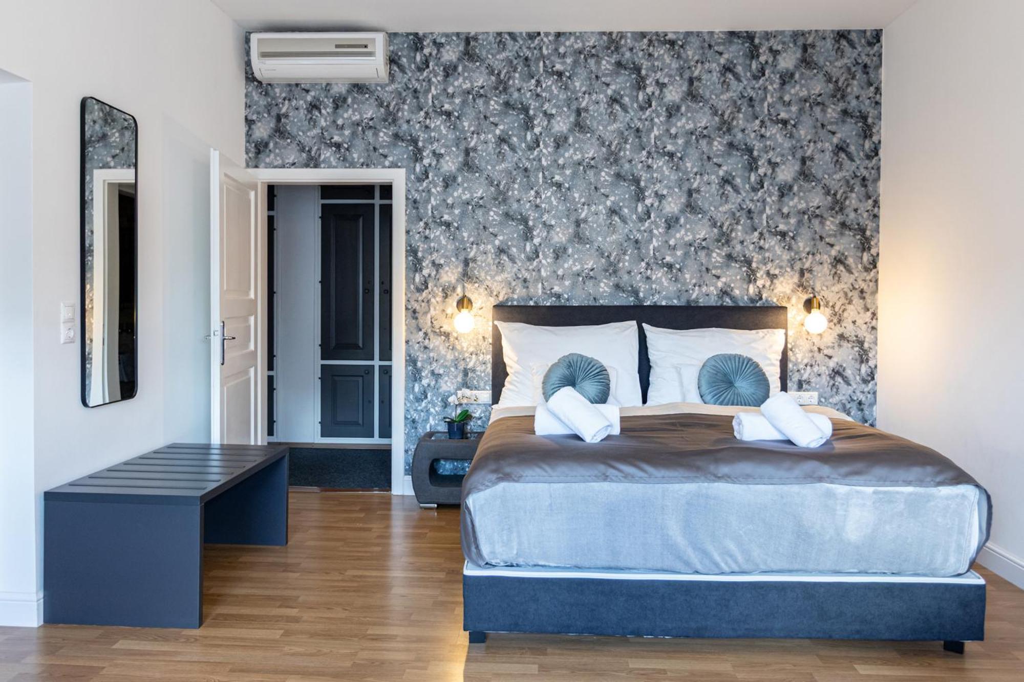 Hotel Clariss Balatonalmádi Esterno foto