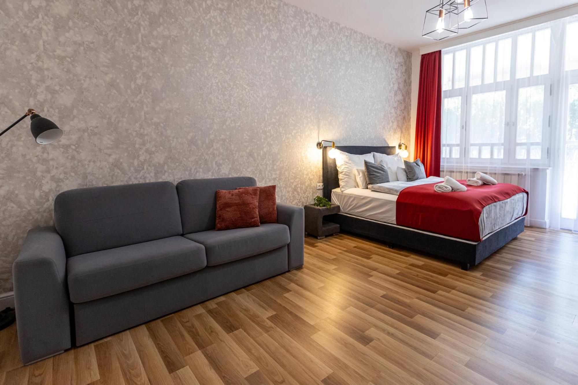 Hotel Clariss Balatonalmádi Esterno foto