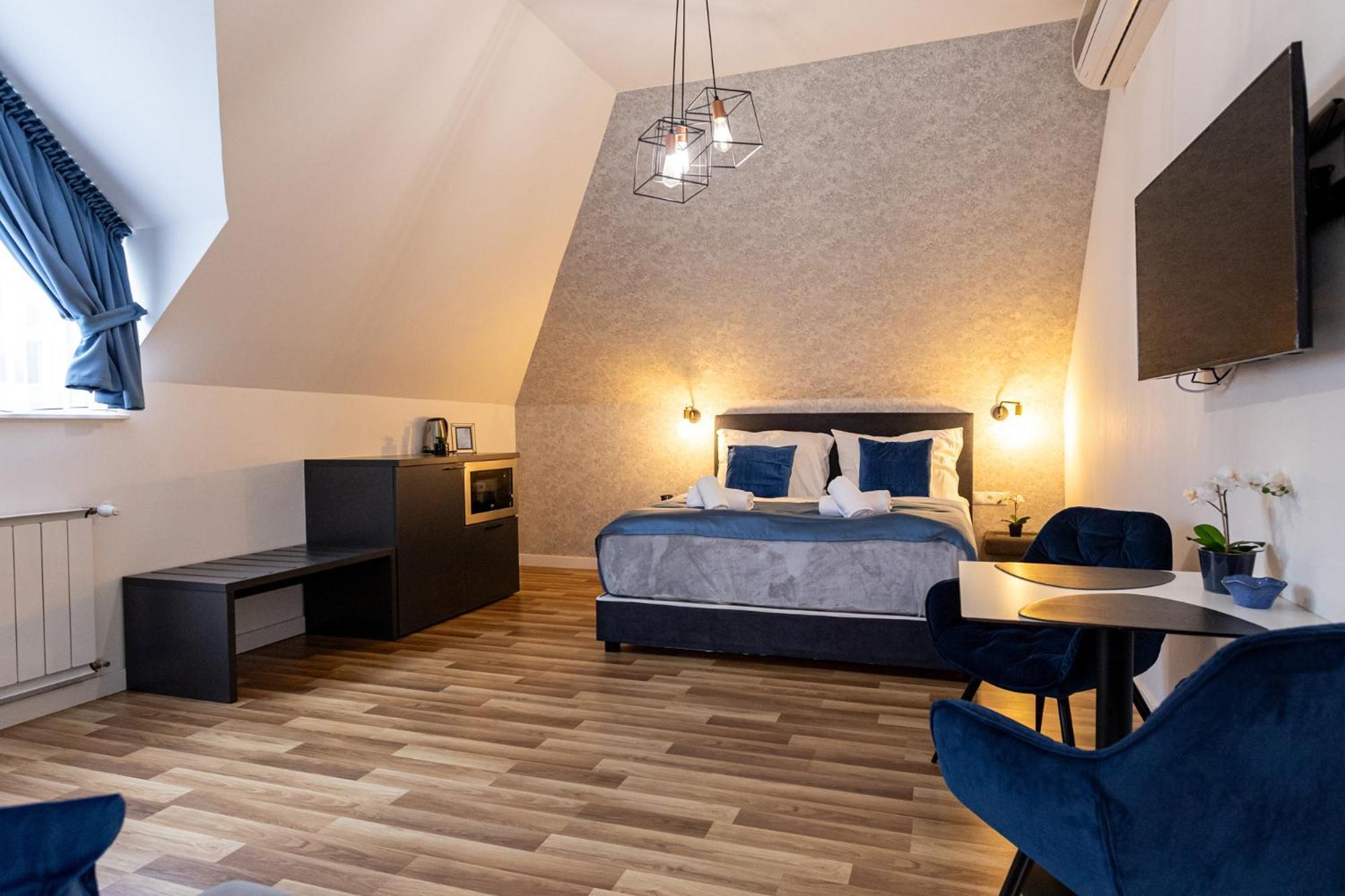 Hotel Clariss Balatonalmádi Esterno foto